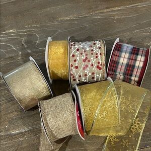 Nicole Gold and Red Decorative Ribbon Set